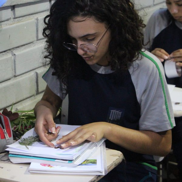 Aluna em sala de aula